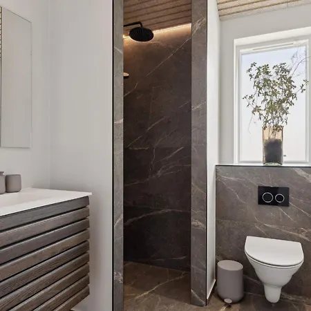 5 Star In Henne Beach, Cleaning Included * Henne Strand